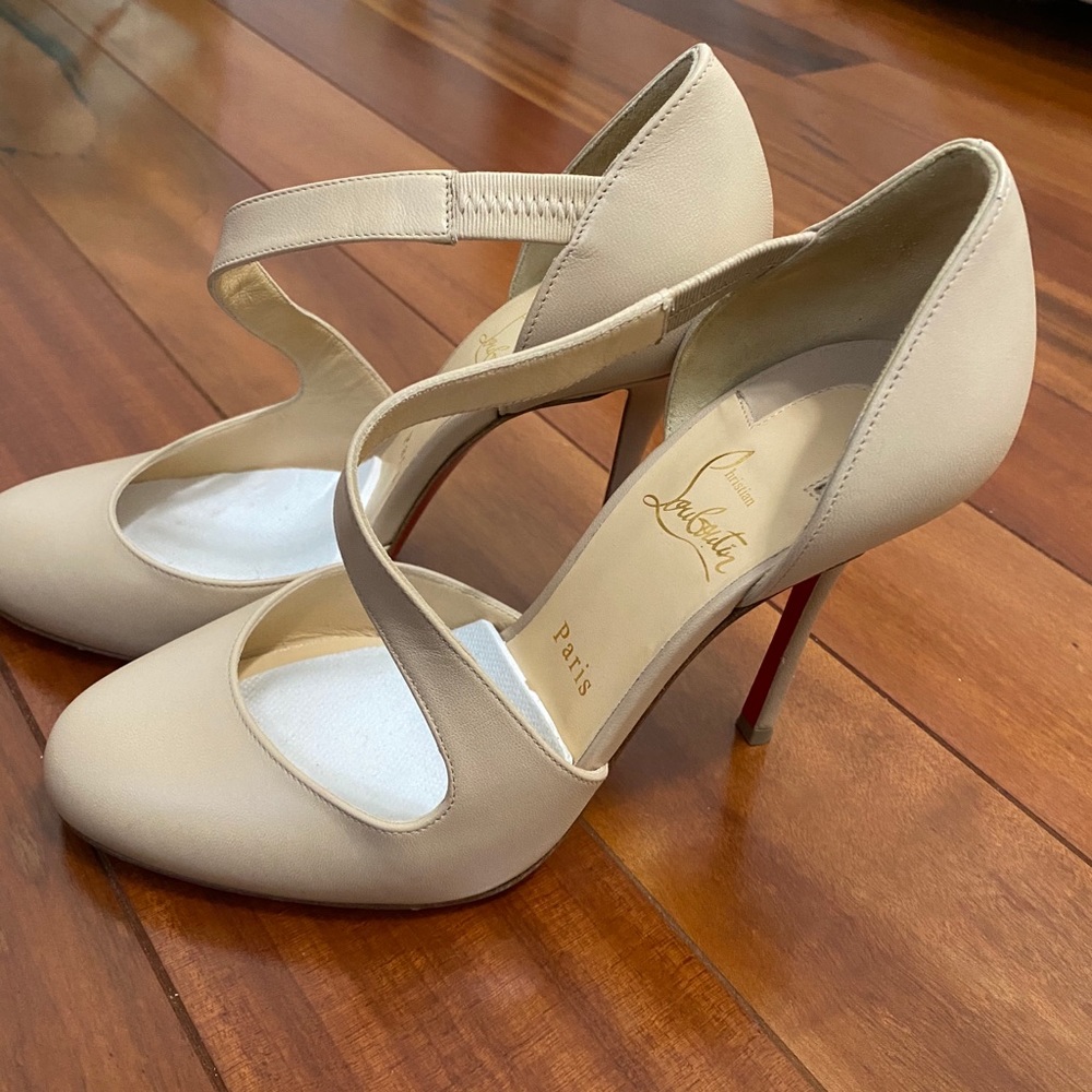 Christian Louboutin beige crossover strap heel